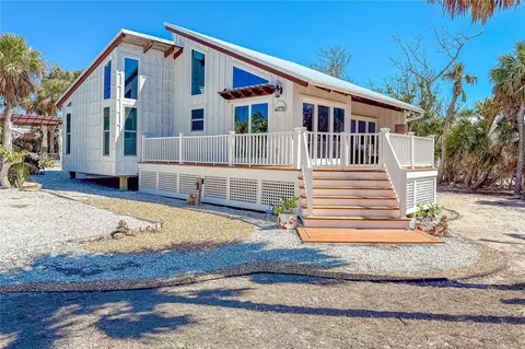 4078 N Beach Rd, Englewood, FL 34223