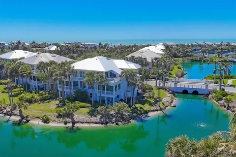 805 S Harbor Dr, Boca Grande, FL 33921