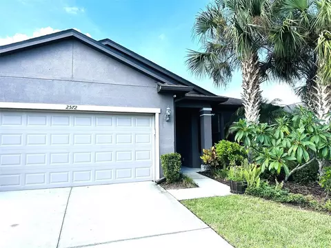 2572 Sherman Oak Dr, North Port, FL 34289