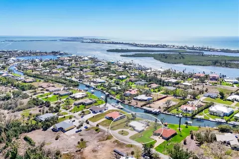 225 Spaniards Rd, Placida, FL 33946