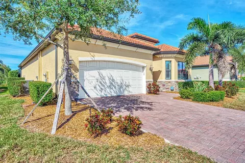 24181 Gallberry Dr, Venice, FL 34293