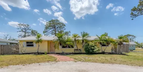 551 Morrison Ave, Englewood, FL 34223