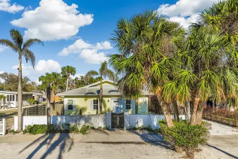 250 Gilchrist Ave, Boca Grande, FL 33921