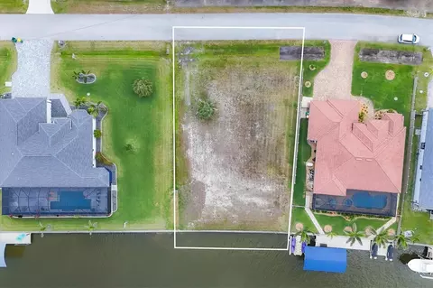 15426 Seafoam Cir, Port Charlotte, FL 33981