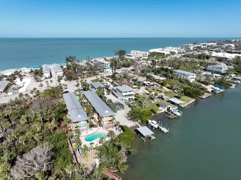 2450 N Beach Rd #233, Englewood, FL 34223
