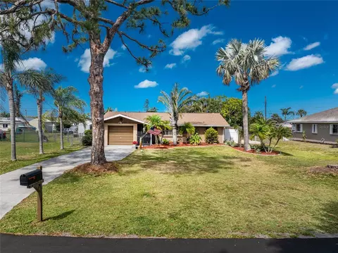 1670 Faust Dr, Englewood, FL 34224