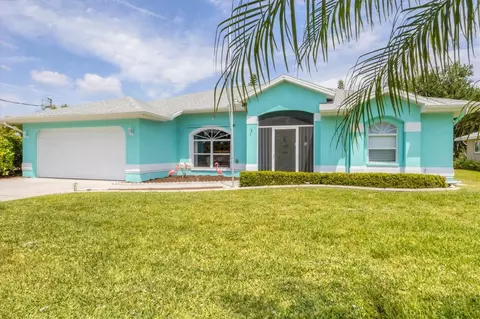 6062 Spinnaker Blvd, Englewood, FL 34224