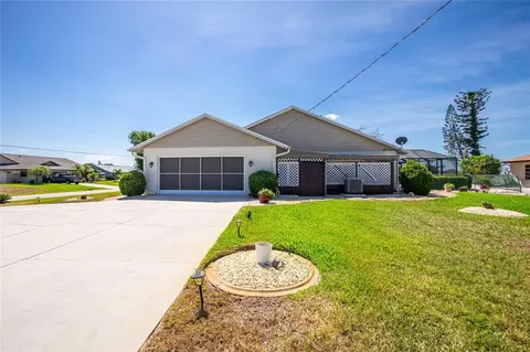 204 Bunker Rd, Rotonda West, FL 33947