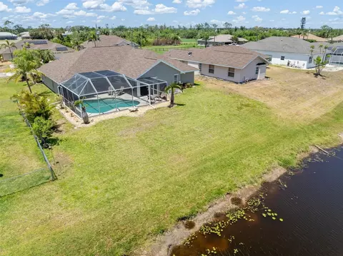 39 Medalist Ln, Rotonda West, FL 33947