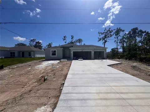 5273 Gillot Blvd, Port Charlotte, FL 33981
