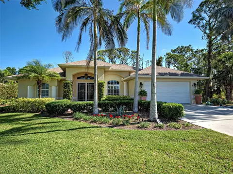 237 Rotonda Blvd E, Rotonda West, FL 33947