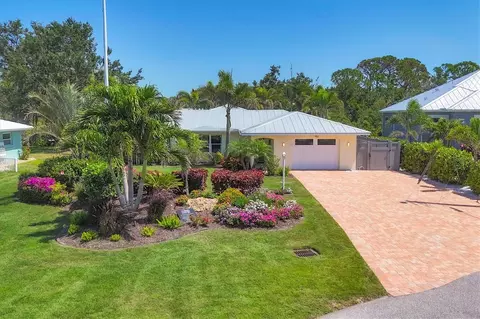 142 Sunaire Ter, Nokomis, FL 34275
