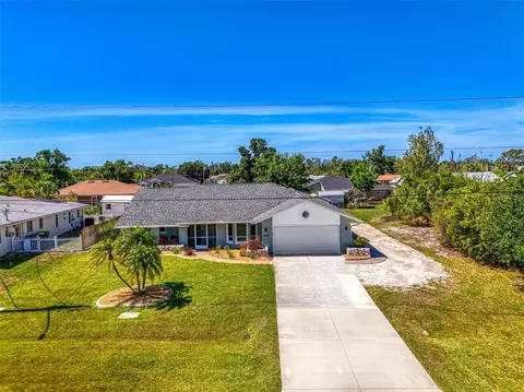 9869 Gulfstream Blvd, Englewood, FL 34224