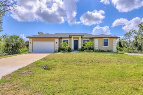 10242 Hallendale Dr, Port Charlotte, FL 33981