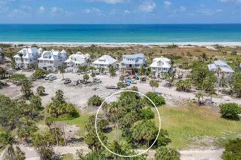 7365 Palm Island Dr, Placida, FL 33946