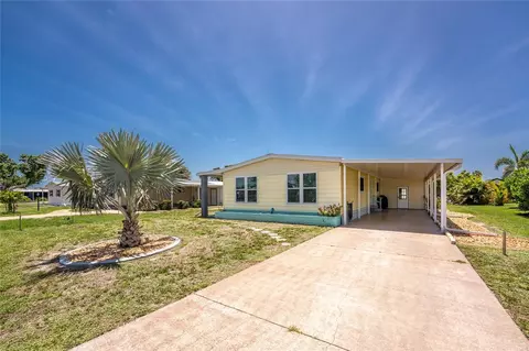 6293 Sparrow Ln, Englewood, FL 34224