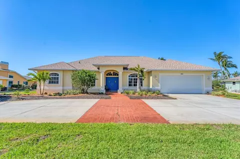 Exterior - 285 Spaniards Rd, Placida, FL 33946 photo 2 of 12