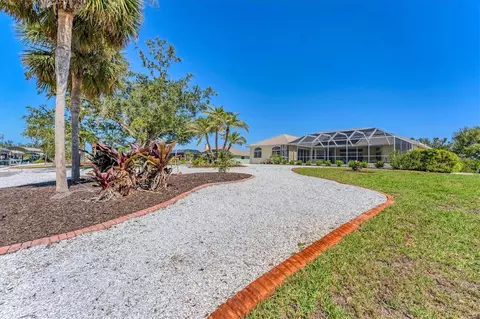 Exterior - 285 Spaniards Rd, Placida, FL 33946 photo 10 of 12
