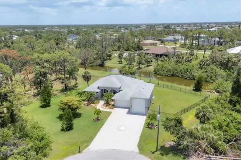 124 Cutlass Dr, Rotonda West, FL 33947