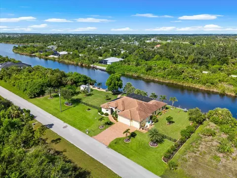 10029 Boylston St, Port Charlotte, FL 33981