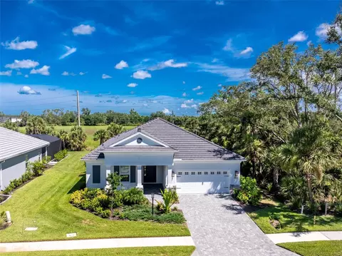 11044 Hogan Cir, Englewood, FL 34223