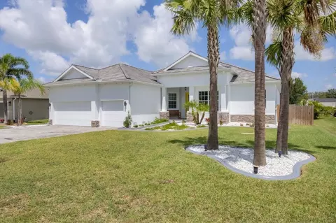 9203 Koma St, Port Charlotte, FL 33981