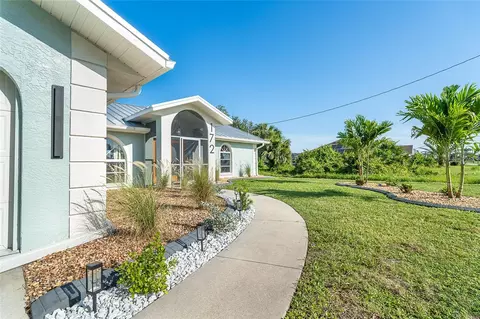 172 Mariner Ln, Rotonda West, FL 33947