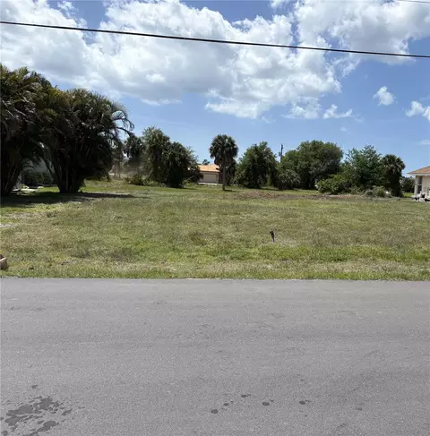 263 White Marsh Ln, Rotonda West, FL 33947