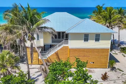 161 S Gulf Blvd, Placida, FL 33946