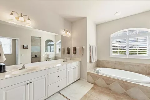 Bath - 4 Windward Way, Placida, FL 33946 photo 2 of 5
