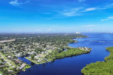 315 Georgia Ave, Fort Myers, FL 33905
