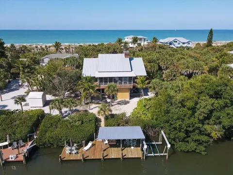 480 Gulf Blvd, Placida, FL 33946