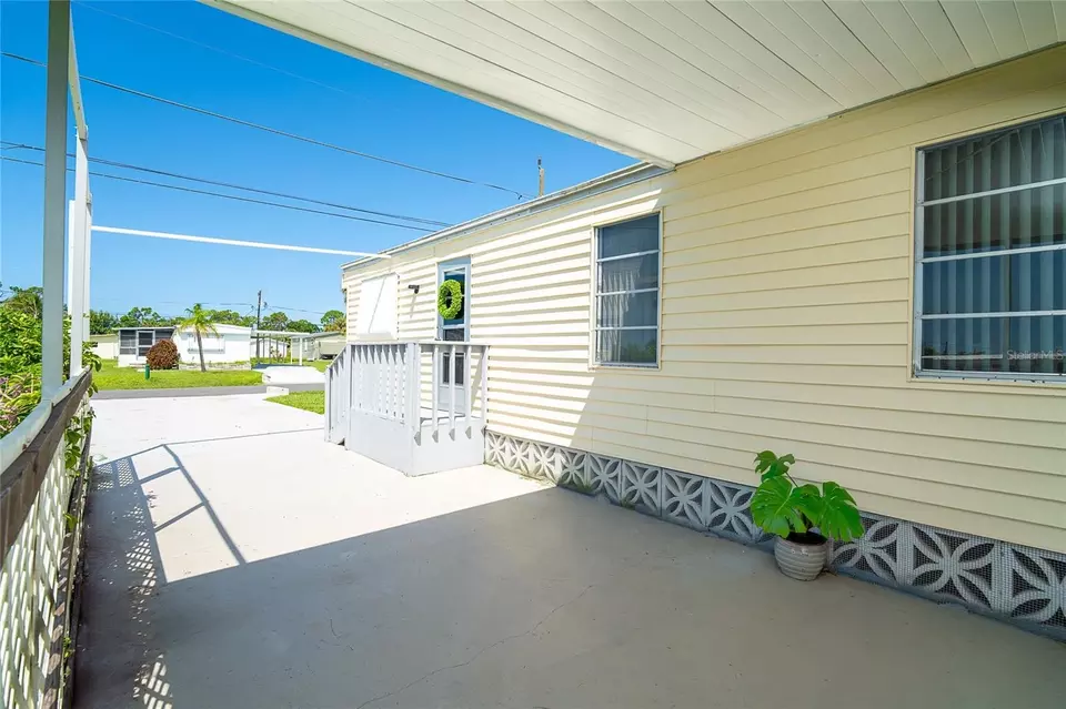  1301 Kingfisher Dr, Englewood, FL 34224 photo 27