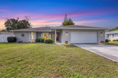 1035 Oleander St, Englewood, FL 34223