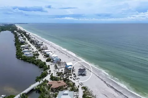 8 Adele Way, Placida, FL 33946