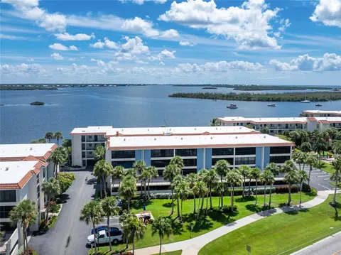 1551 Beach Rd #312, Englewood, FL 34223