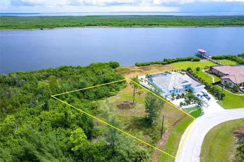 16468 Liggett Cir, Port Charlotte, FL 33981