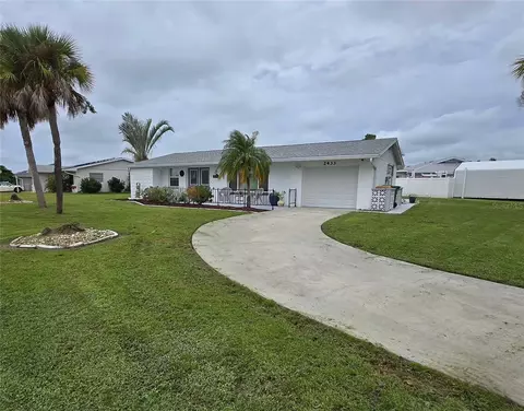 2433 Beacon Dr, Port Charlotte, FL 33952