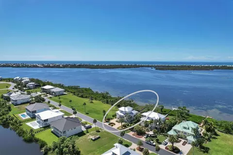 9801 Eagle Preserve Dr, Englewood, FL 34224