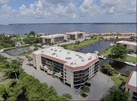 25188 Marion Ave #D207, Punta Gorda, FL 33950