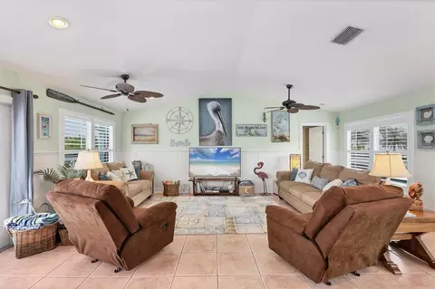 Living - 261 Bocilla Dr, Placida, FL 33946 photo 1 of 4