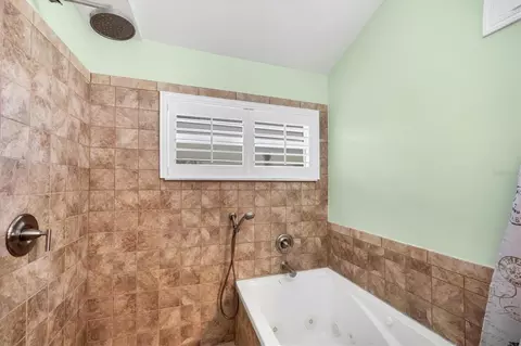 Bath - 261 Bocilla Dr, Placida, FL 33946 photo 3 of 4