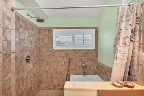 Bath - 261 Bocilla Dr, Placida, FL 33946 photo 2 of 4