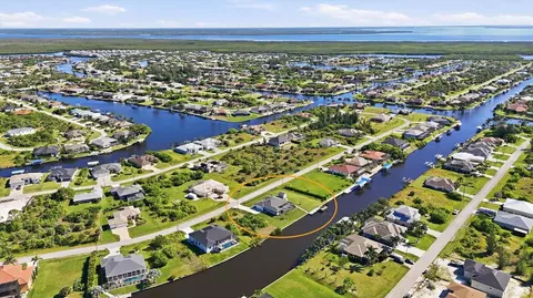 15308 Acorn Cir, Port Charlotte, FL 33981