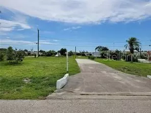 1404 Kingfisher Dr, Englewood, FL 34224