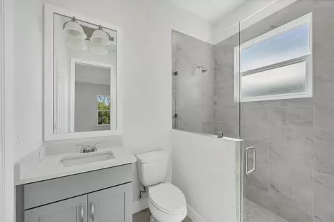 Bath - 8936 Conch Ave, Placida, FL 33946 photo 5 of 5