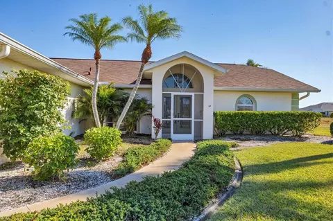 201 Fairway Rd, Rotonda West, FL 33947
