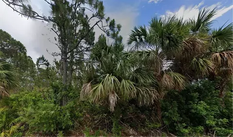2504 Lyric St, Port Charlotte, FL 33953