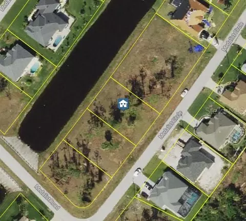 5 Medalist Cir, Rotonda West, FL 33947