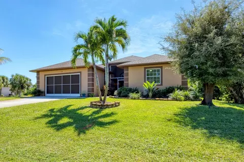 179 Long Meadow Ln, Rotonda West, FL 33947